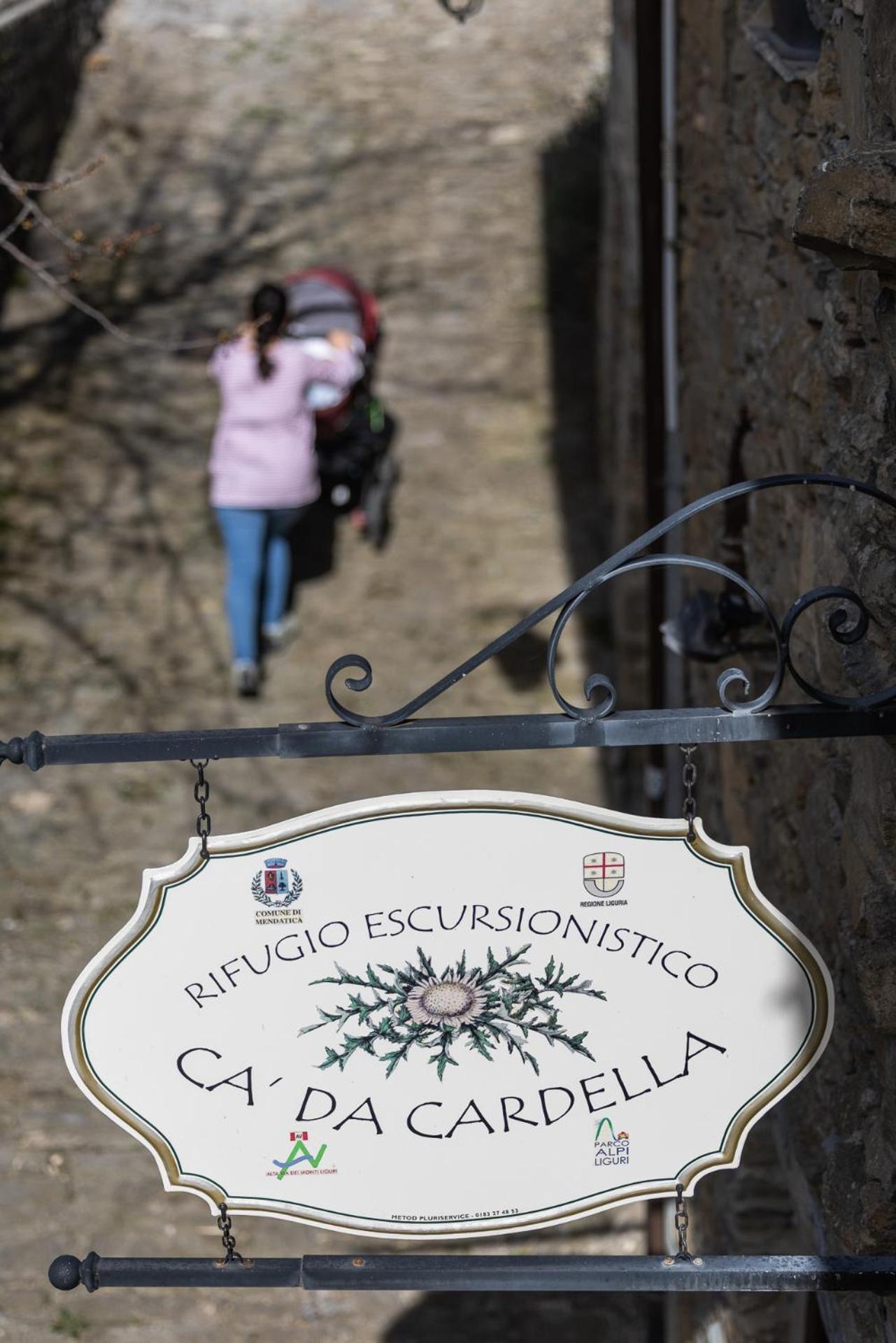 Rifugio Ca' Da Cardella Hotel Mendatica Luaran gambar